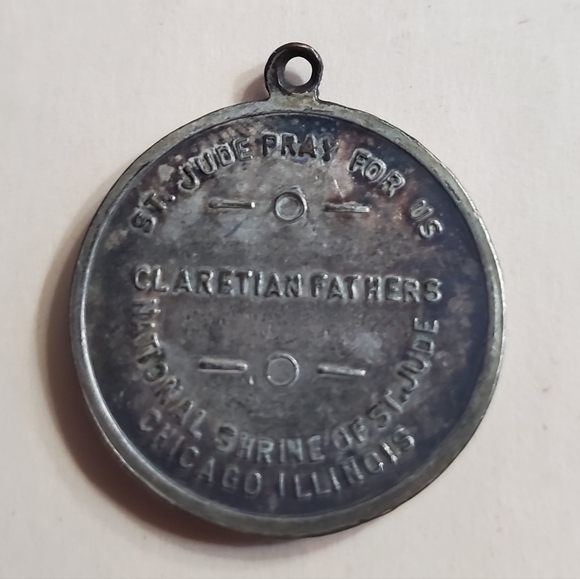 Vintage Catholic St Jude Pray For Us Claretian Fathers Medal - Picture 2 of 2
